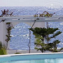 Thalassa Sea Side Resort & Suites 
