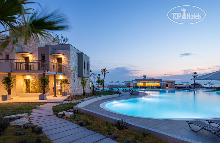 Новые добавленные фото туристов в Portes Lithos Luxury Resort 5*