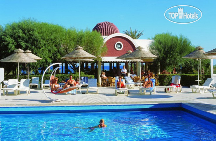 Новые добавленные фото туристов в Pegasos Beach Hotel 4*