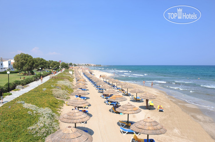 Пляж в Lyttos Beach 5*