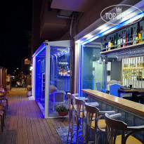 Thalia Bar-Deck