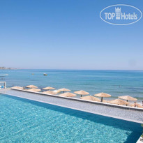 Бассейн в Cactus Mare 5*