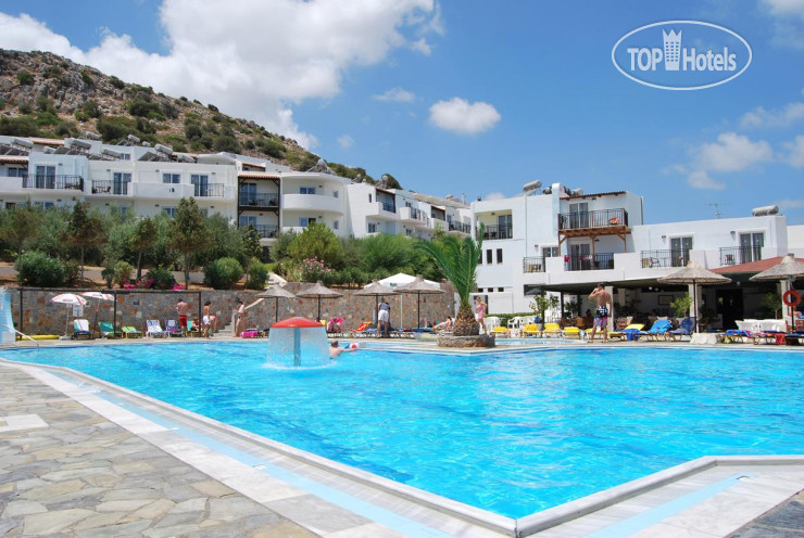 Новые добавленные фото туристов в Semiramis Village 4*