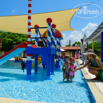 Детский бассейн в Alexander Beach Hotel & Village Resort 5*