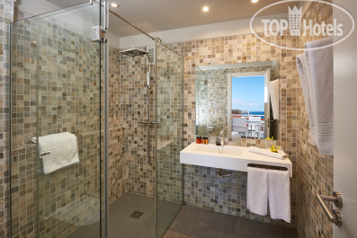 Flamingo Beach Mate APT Vanity Apartment Bathroom - Фото отеля