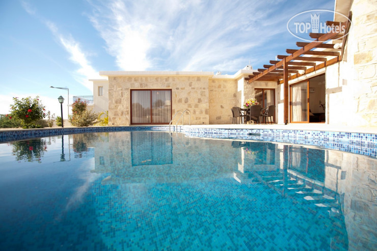 Новые добавленные фото туристов в Club St. George