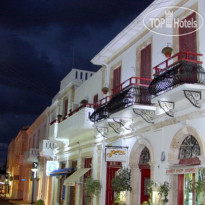 Kiniras Traditional Hotel 