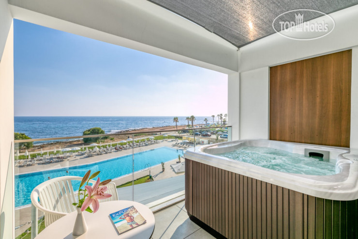 Новые добавленные фото туристов в The Ivi Mare Designed for Adults 5*