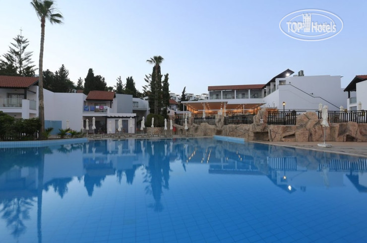 Новые добавленные фото туристов в Aqua Sol Holiday Village & Water Park 4*