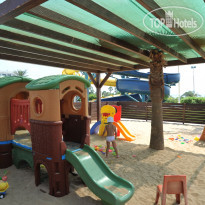 Adams Beach Children's Playground