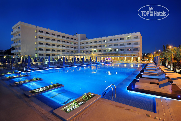 Новые добавленные фото туристов в Nestor 4*