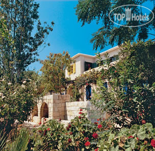Ayios Elias Village (закрыт)
