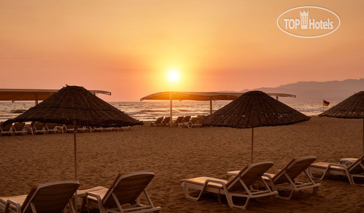 Пляж в Richmond Ephesus 5*