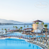 ГЛАВНЫЙ ОТКРЫТЫЙ БАССЕЙН в Selectum Colours Bodrum 5*