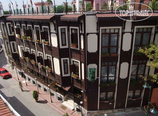 Новые добавленные фото туристов в Artefes Hotel