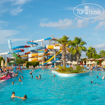 Бассейн в Aquasis De Luxe Resort & Spa 5*