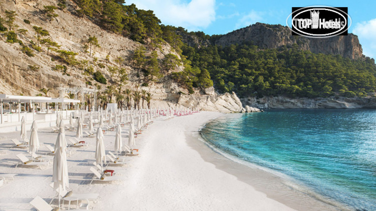 Пляж в Maxx Royal Kemer Resort 5*