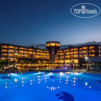 Бассейны возле основного корпуса отеля и вилл. Закрытый в зоне SPA центра.  в Simena Comfort Hotel 5*