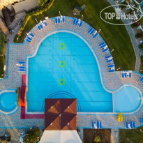 Главный бассейн в Armas Labada Beach Hotel 5*