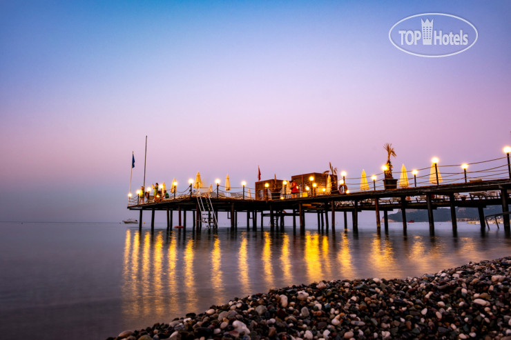 Пляж в Fore Resort & SPA 5*