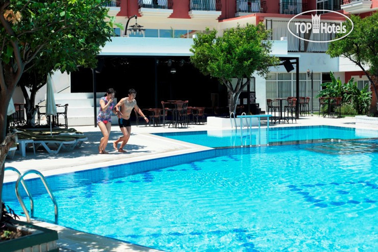 Новые добавленные фото туристов в Esdem Garden 3*