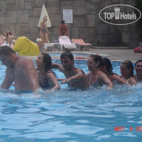 Otium Inn Residence Rivero Hotel Pool Game