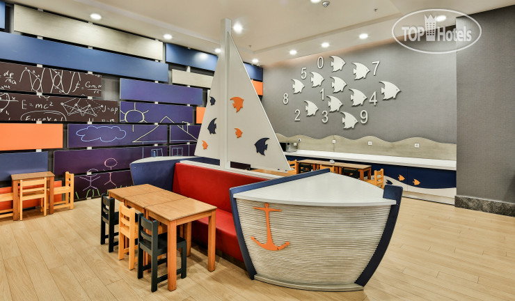 Новые добавленные фото туристов в Saturn Palace Resort 5*