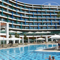 Главный бассейн в Wind of Lara Hotel & Spa 5*