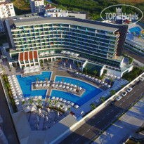 Главный бассейн в Wind of Lara Hotel & Spa 5*