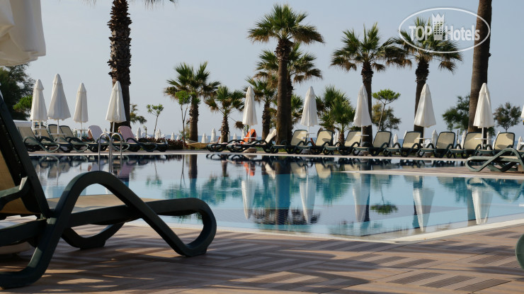 Новые добавленные фото туристов в Crystal Tat Beach Golf Resort & Spa 5*