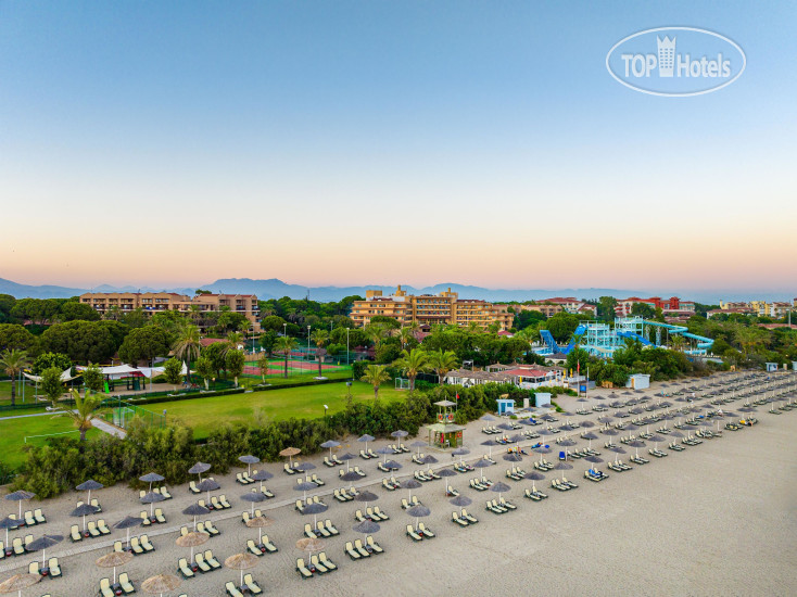 Пляж в Asteria Family Resort Belek 5*