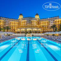 Полуолимпийский бассейн в Sidemarin Kirman Premium 5*