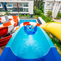 Аквабассейн - Aqua Pool в Calimera Side Resort  5*