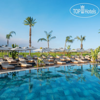 Релакс бассейн 14+ (c подогревом) в Liu Resorts 5*