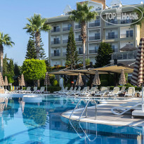 Основной бассейн в Adalya Bliss +16 Adults Only  5*