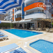 City Pool в Lonicera City 3*