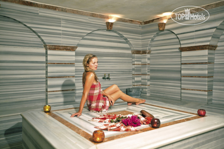 Новые добавленные фото туристов в Antique Roman Palace 4*