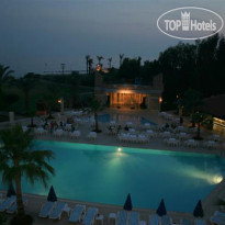 MС Beach Resort Hotel 