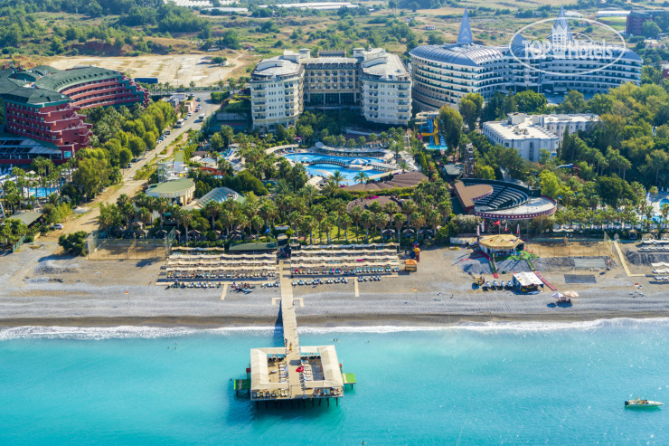 Пляж в Mukarnas Resort & SPA 5*