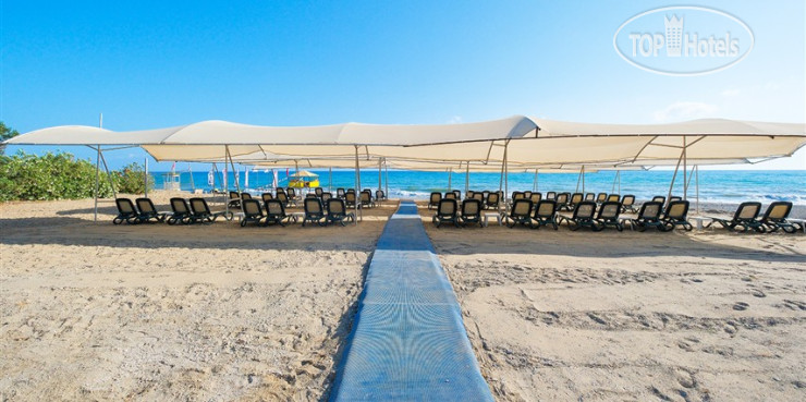 Пляж в The Art Nest Hotel - Nha Trang 4*