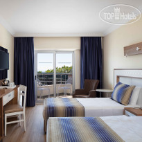 Galeri Resort Hotel deluxe room