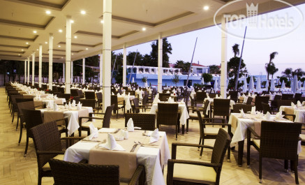 Q Premium Resort 5* outdoor restaurant - Фото отеля