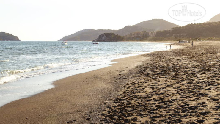 Пляж в TUI BLUE Tropical 4*