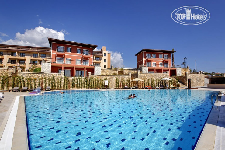 Royal Teos Thermal Resort Clinic & Spa  5*