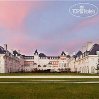 Vienna International Dream Castle Hotel 