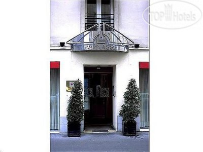 Фотографии отеля  Libertel Montparnasse Paris Tradition 3*