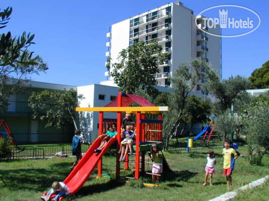 Новые добавленные фото туристов в Bluesun Neptun 3*