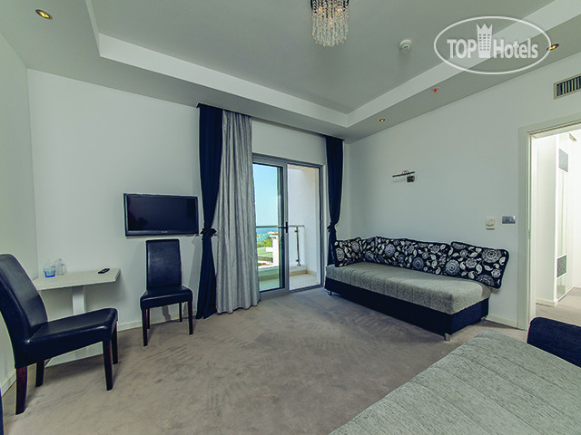 Новые добавленные фото туристов в Ville Oliva 4*