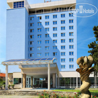 Hotel Flora 3*