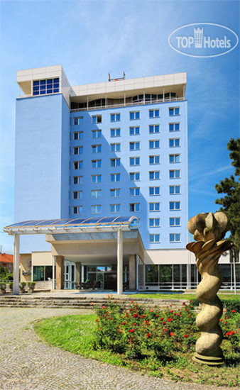 Фотографии отеля  Hotel Flora 3*